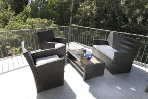 ALTIDO Bright 3BR Villa with terrace nearby the beach